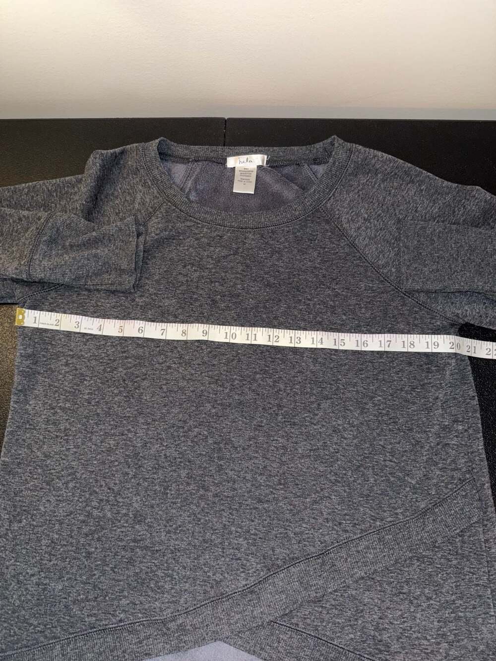 Isela Gray Heather Long Sleeve Crew Neck Sweatshirt with Crossover Hem Size M - Picture 3 of 5